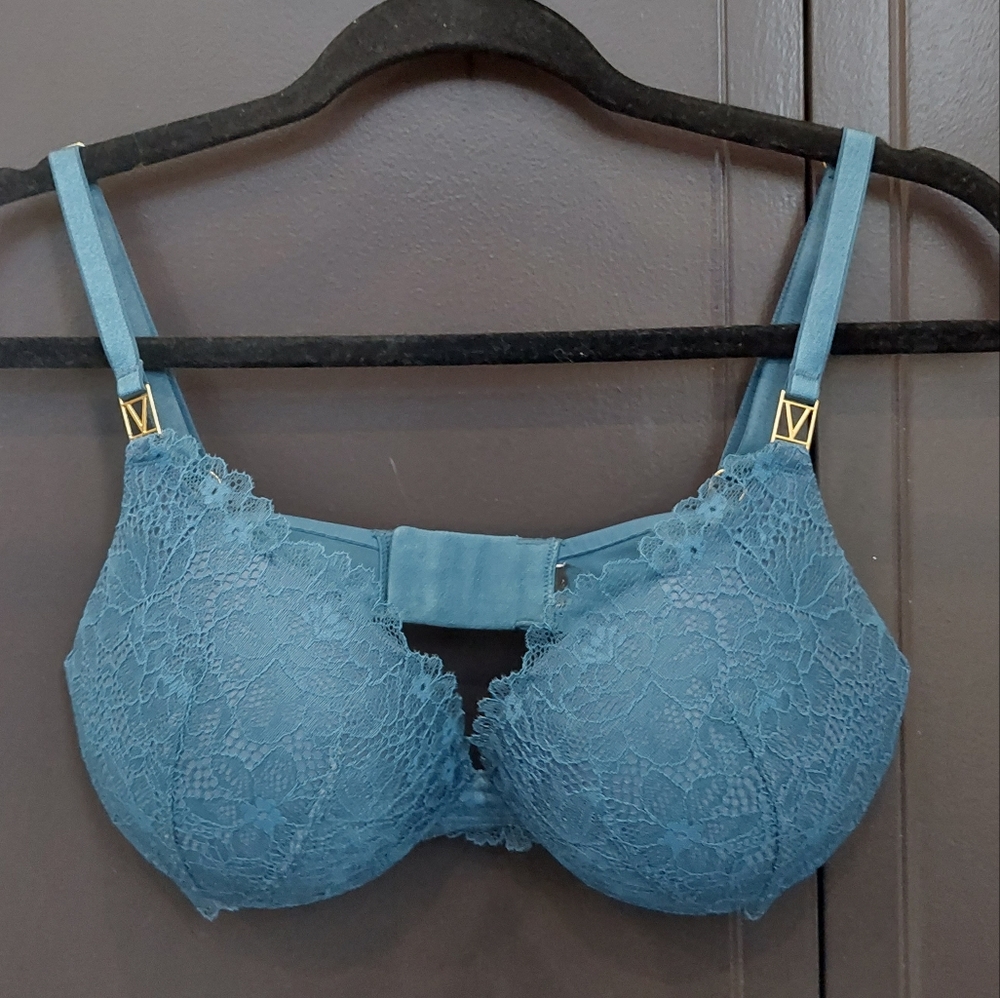 Victoria Secret Bra